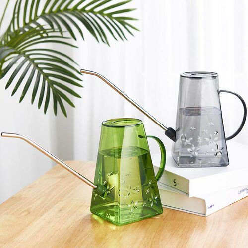 Long Mouth Watering Can Plastic Plant Sprinkler Potted Home