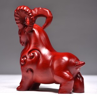 红色木质羊摆件实木雕刻山羊羚羊十二生肖办公家居装饰工艺品摆设