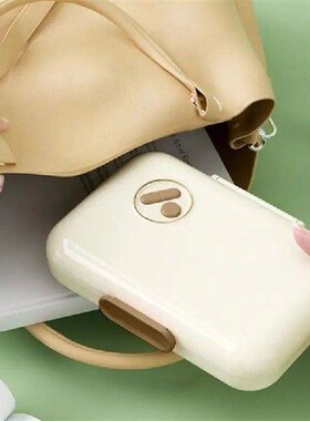Weekly Pill Organizer a row 4 grids Portable Travel Pill