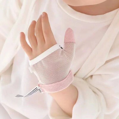 1 Pair Infant Children Anti Biting Eat Hand Protection Glove
