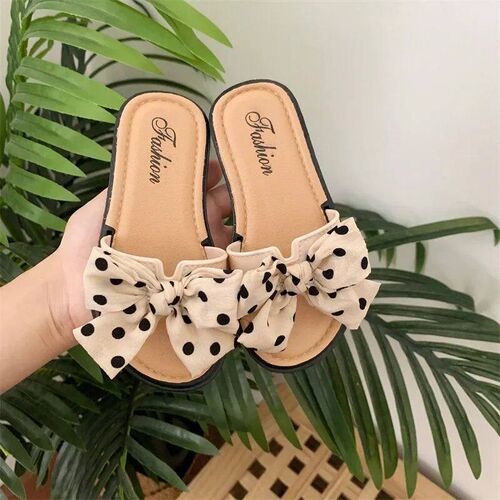 New 2024 Fashion Childrens Summer Slippers Girls Footwear