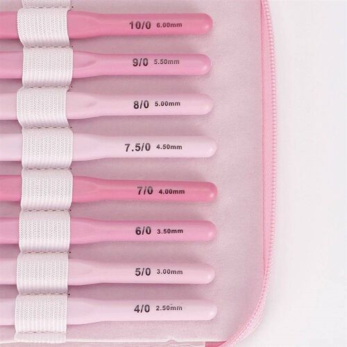 QJH Crochet Set - 10 Pcs, Ergonomic Crochet Hooks with Prote