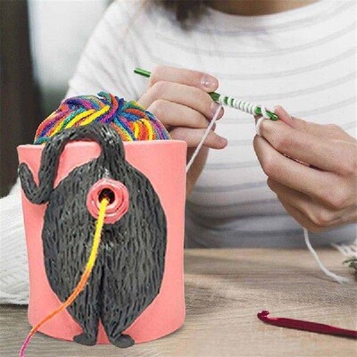 Funny Yarn Bowls For Crocheting Knitted Cat Butt Wool