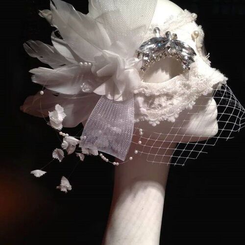 H Custom Masquerade Italian White Feather Lace Mesh Yarn