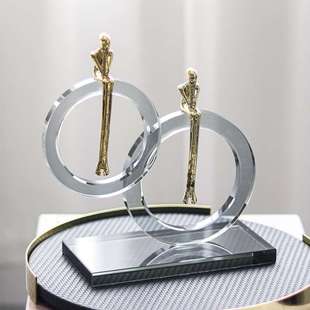 轻奢水晶双圆环底座思考者摆件设计师艺术坐姿人物酒店样板房饰品