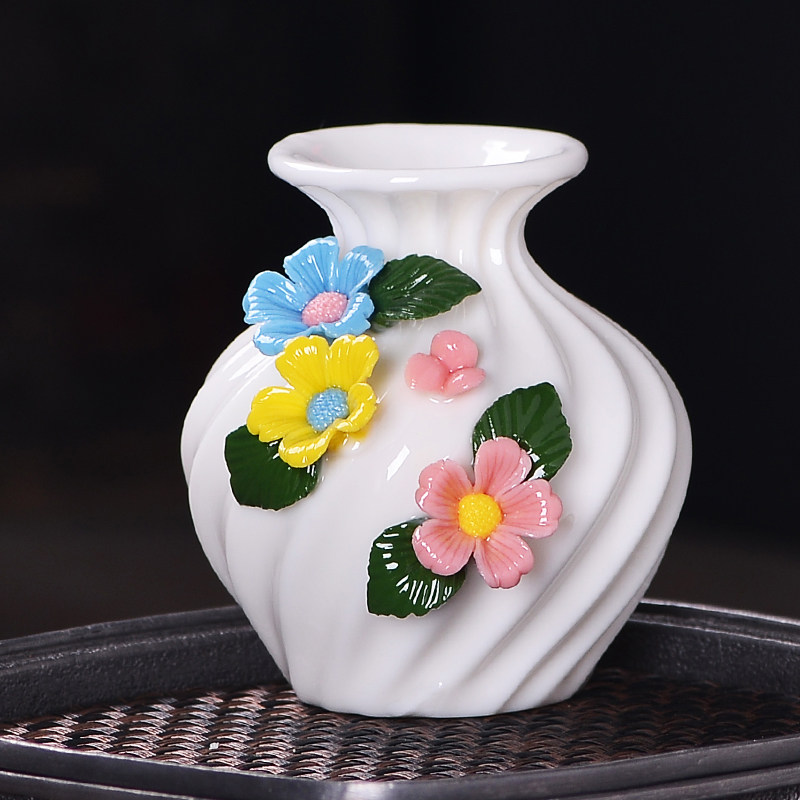 陶瓷小花瓶客厅摆件插花瓶干花水培瓶中式手工捏花高白泥茶桌摆件