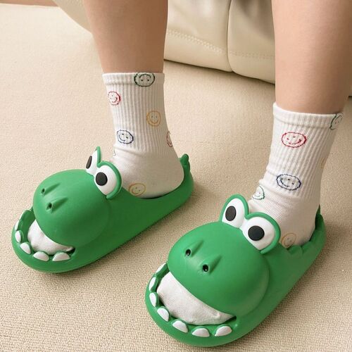 2023 New Fashion Cute Dinosaur Slippers Women Summer Home In