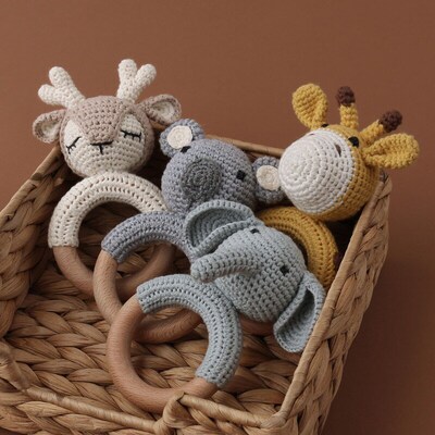 1pc Wooden Crochet Bunny Rattle Toy BPA Free Wood Ring Baby