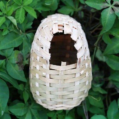 Small Bird Nest with Metal Hook Hand-Woven Bird