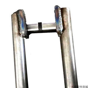 农用机械配运输车底盘配件 艾禾导向轮撑杆收割机旋耕机导杆履带式