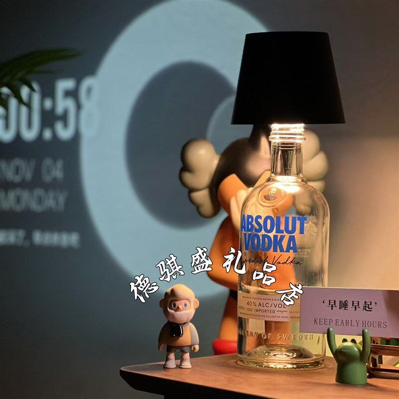 创意插入式酒瓶灯氛围灯卧室床头小夜灯充电台灯可拆卸酒吧小台灯