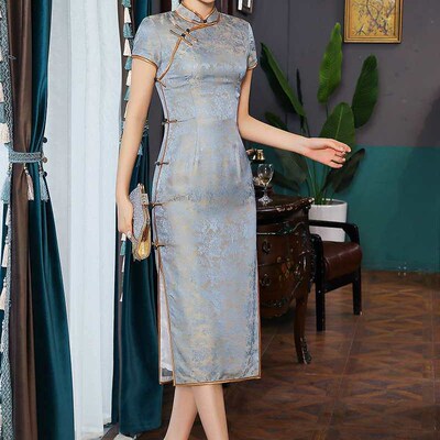 New retro elegant eight-button long cheongsam, improved banq