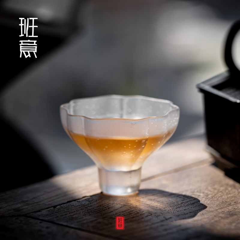 气泡款高足玻璃品茗杯加厚创意小茶杯清酒杯冰激凌杯家用磨砂品杯