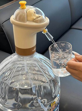 新家的100个快递 桶装水抽水器小型家用饮水机创意卡通电动取水器