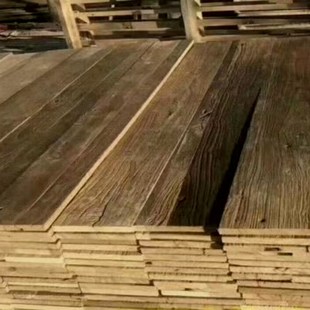 老榆木废旧木板碳化木板桌面木板墙板宽板防腐木板室外