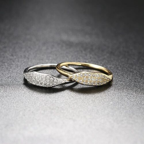 Dainty Minimalist Stacking Ring For Women rend Cubic Zircon