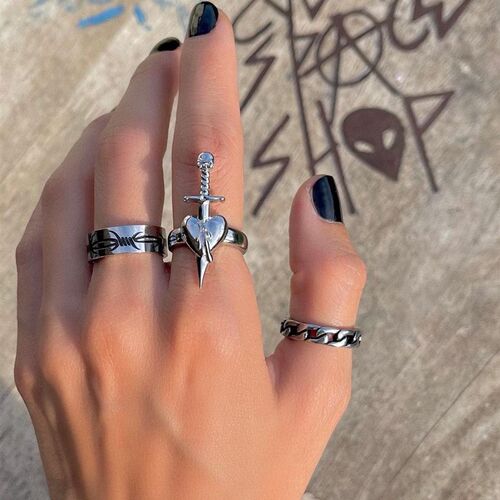 Ins Gothic Punk Heart Grog Skull Rings for Women Men Vintage