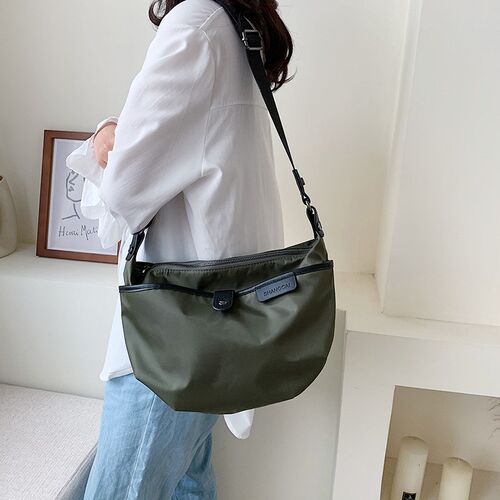 Fashion Casual Crossbody Bag Women Nylon Waterproof Light Sh