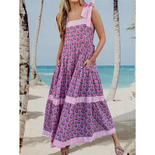 Elegant Maxi Dress with Boho Floral Print and Adjustable