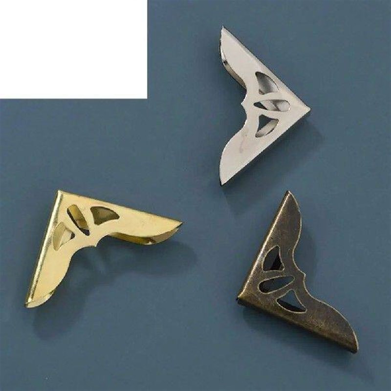 8pcs Antique Corner Brackets Metal Box Wooden Note - 实物图