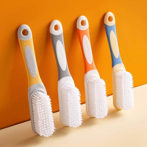 Long-handled soft bristle shoe brush with contrasting colors