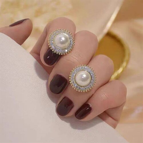 Fashion Bohemian Big Pearl Stud Earring Mascot Ornaments For