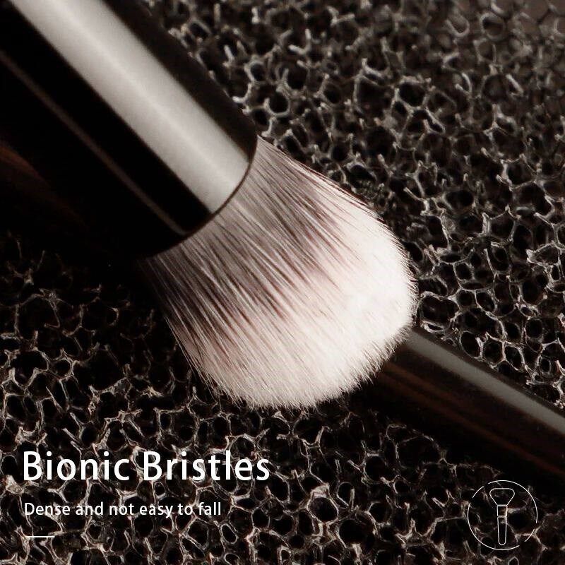Kat Von D- Makeup Brush 24 Double Head Eyeshadow Brush Soft