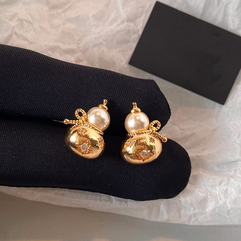 银针镶钻葫芦珍珠耳钉新中式复古轻奢高级感耳环设计感小众耳饰女,饰品/流行首饰/时尚饰品新,银饰耳饰,淘宝优惠券,粉丝福利购,淘宝优惠卷