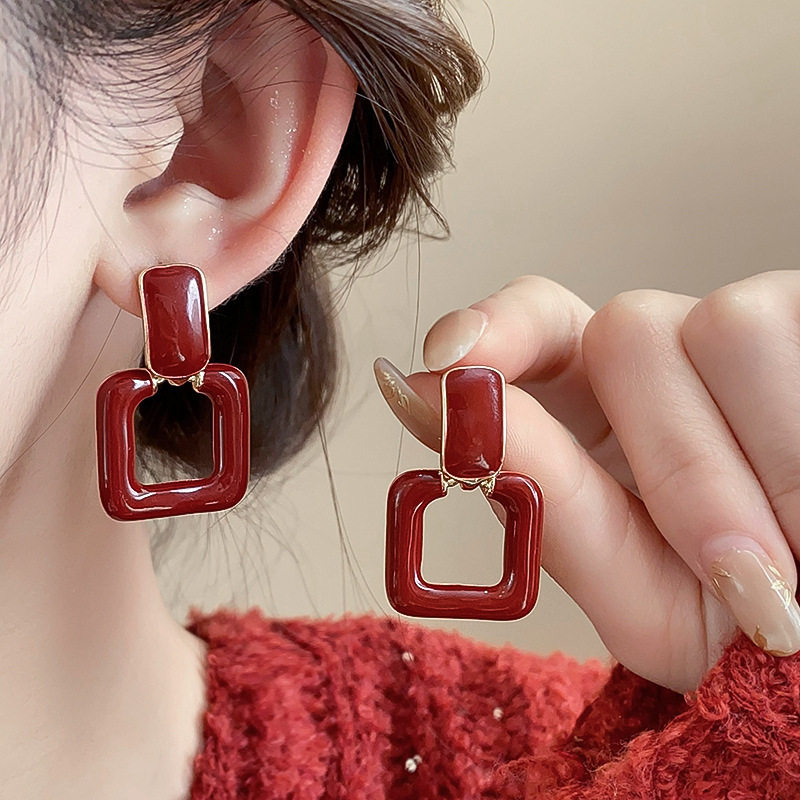 银针红色滴油方形吊坠耳钉港风复古气质高级感耳环轻奢小众耳饰女,饰品/流行首饰/时尚饰品新,银饰吊坠,淘宝优惠券,粉丝福利购,淘宝优惠卷