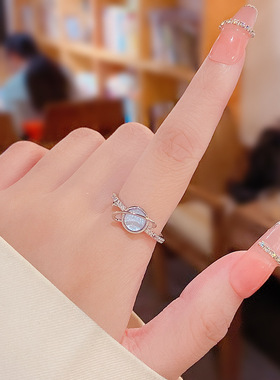 轻奢小众设计感梦幻蓝色星球戒指女in潮网红同款食指戒气质指环