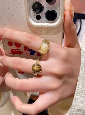 法式高级感琥珀色戒指女in轻奢小众百搭气质食指戒学生闺蜜指环