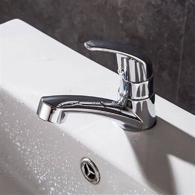 Bathroom Basin Faucet Chrome Deck Mount Bath Tap Washbasin