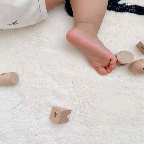 Cartoon cute padded cashmere round crawling mat 26 English l
