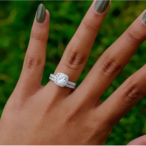 Classic Women Wedding Ring Set Metal Silver Color White Zirc