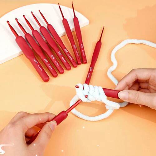 1Pcs Aluminum Tulip Red Crochet Hook Frosted Handle TPR Sili