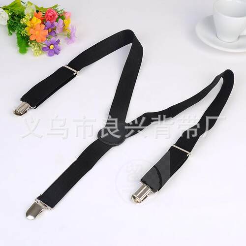 。2. wide black childrens three clip strap performance suit