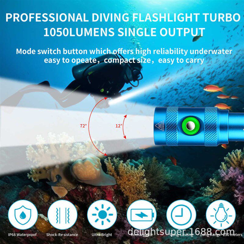 1050 lumens diving flashlight 1050流明潜水手电