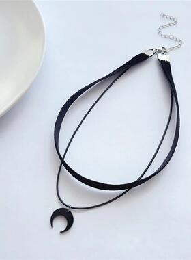 Sweet and cute black acrylic Moon Crescent pendant velvet st