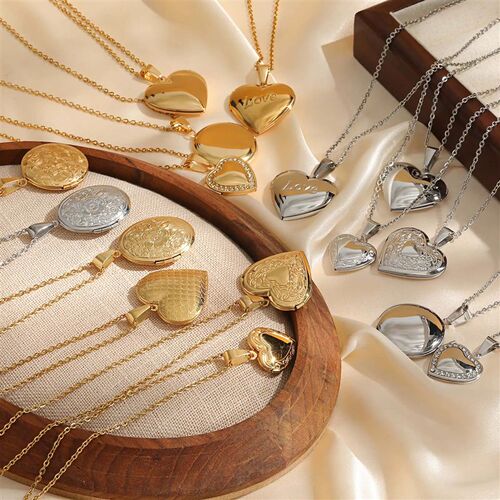 Delicate Floral Oval Heart Locket Pendant Necklaces for Wome
