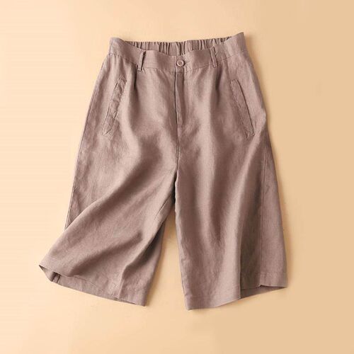 Cotton and linen middle pants for women. Summer casual loose