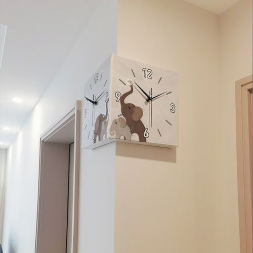一家四口客厅面转角钟表挂钟创意大象时钟壁灯画静音拐角钟挂墙