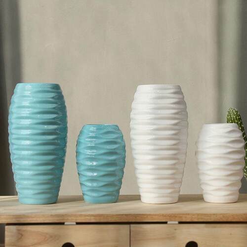 Small fresh ceramic white hydroponic vase dried flower