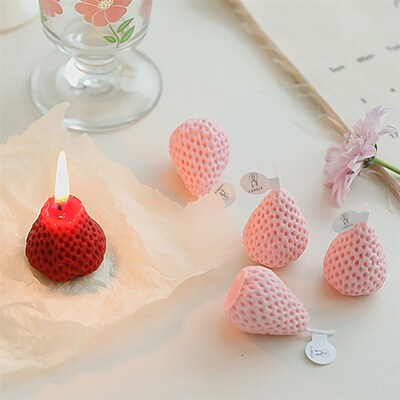 1PC/4PCS Strawberry Decorative Aromatic Candles Soy Wax