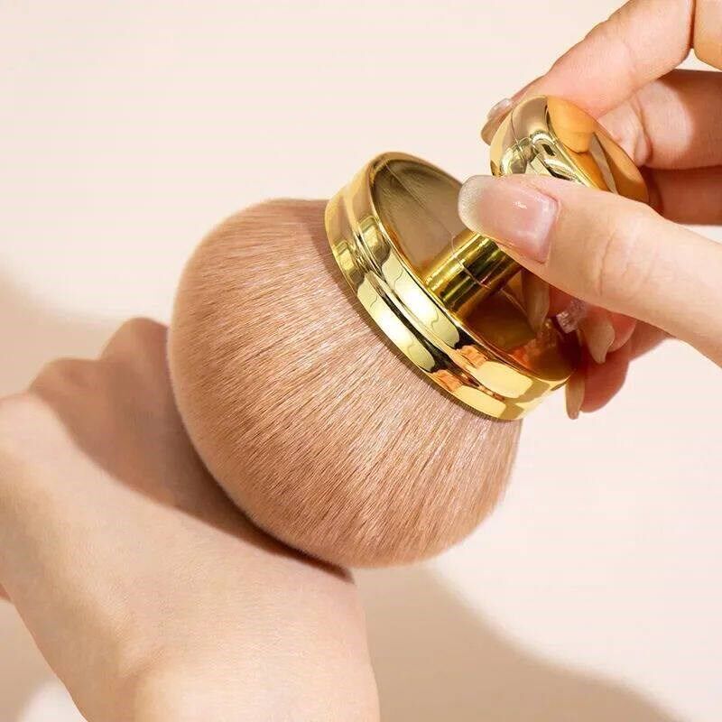Extra Large Body Makeup Brush for Self Tanner, Leg Makeup Br - 实物图