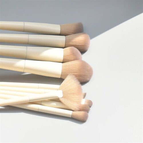 Soft Fluffy Makeup Brushes Set Eye Shadow Foundation Women C