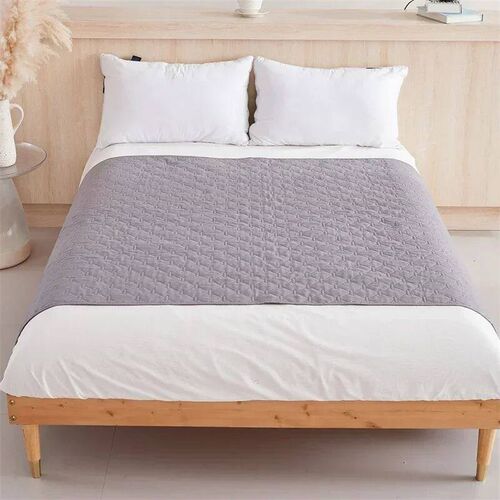 Plaid Bedspread Maress ver on The Bed Breathable Kids Pets M