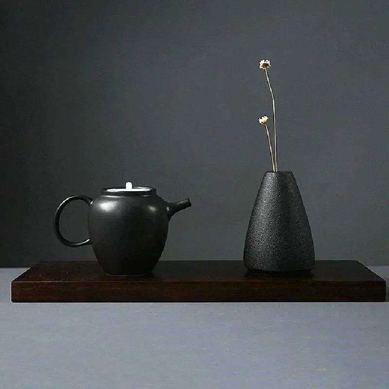 Black Ceramic Small Vase Home Decoration Crafts Tabletop Orn - 实物图