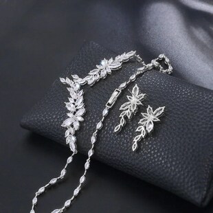 New Arrival Exquisite Plant Shape Cubic Zirconia Bridal Wedd