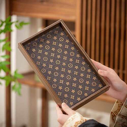 Vintage high-end luxurious rectangular tea and wine cup hold