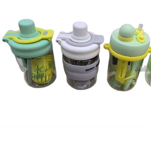 A simple and portable plastic cup with a tea infuser, design